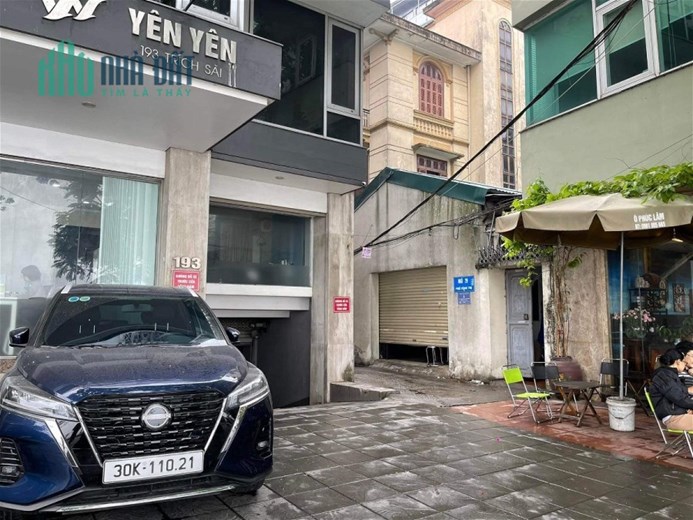 Bán Đất Tặng Nhà Phố Võng Thị Quận Tây Hồ. 97m Mặt Tiền 7,4m Nhỉnh 24 Tỷ. Cam Kết Ảnh Thật Mô Tả