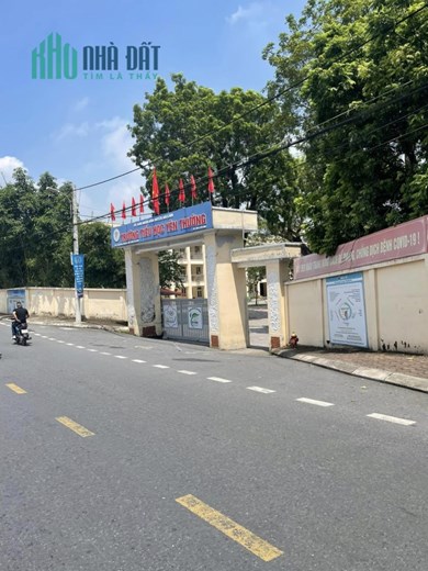 Bán nhà Yên Thường, Gia Lâm, gần ngay chợ, ngõ oto vào thoáng, 93m, 4  tỷ 8