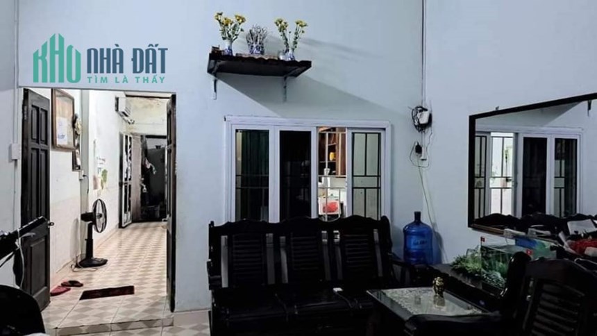 Bán nhà Yên Thường, Gia Lâm, gần ngay chợ, ngõ oto vào thoáng, 93m, 4  tỷ 8