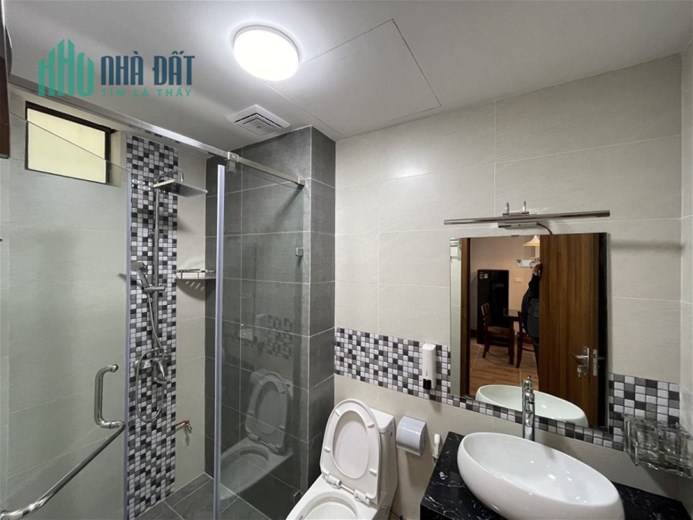 Bán Nhà Mặt Phố Võng Thị Quận Tây Hồ. 81m Xây 8 Tầng Nhỉnh 16 Tỷ. Cam Kết Ảnh Thật Mô Tả Chính Xác.