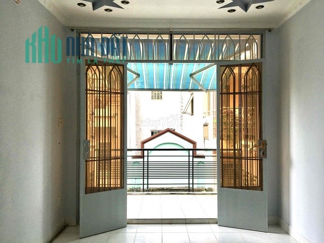 Cho thuê nhà nguyên căn hẻm 273 đường Nhật Tảo, Phường 8, Quận 10