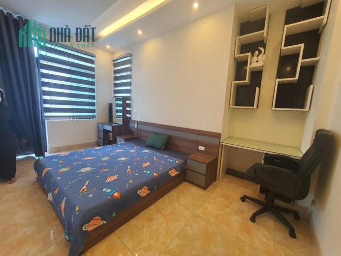 Cho thuê nhà góc 2 mặt tiền tại khai quang. 5 ngủ, giá 15tr/tháng