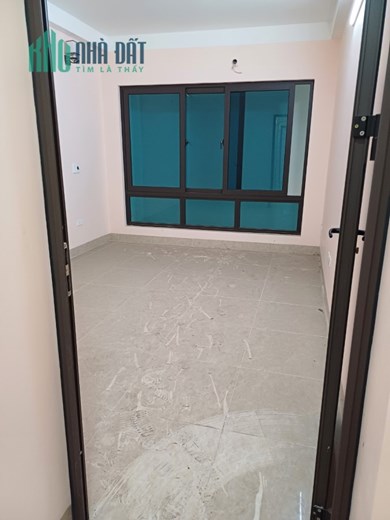 Bán nhà mặt tiền kinh doanh, ngõ 02 ô tô tránh phố Trần Quý Kiên, 03 bước ra đường Xuân Thủy Cầu