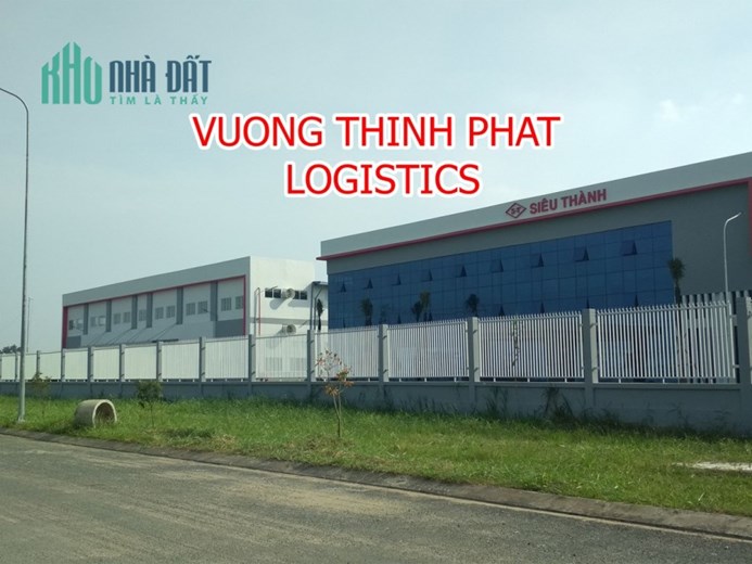 Cho thuê gấp nhà xưởng 2.100m2 đường lớn gần Quốc Lộ 1A, Bà Điểm, Hóc Môn, giá cạnh tranh khu vực