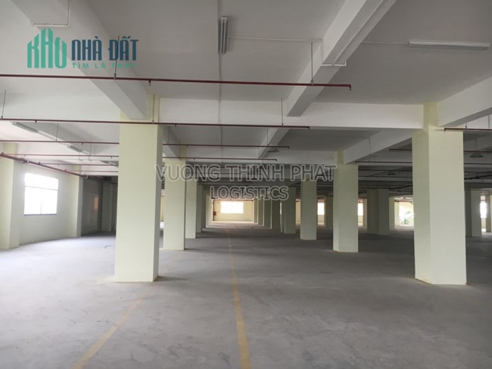 Cho thuê gấp nhà xưởng 2.100m2 đường lớn gần Quốc Lộ 1A, Bà Điểm, Hóc Môn, giá cạnh tranh khu vực