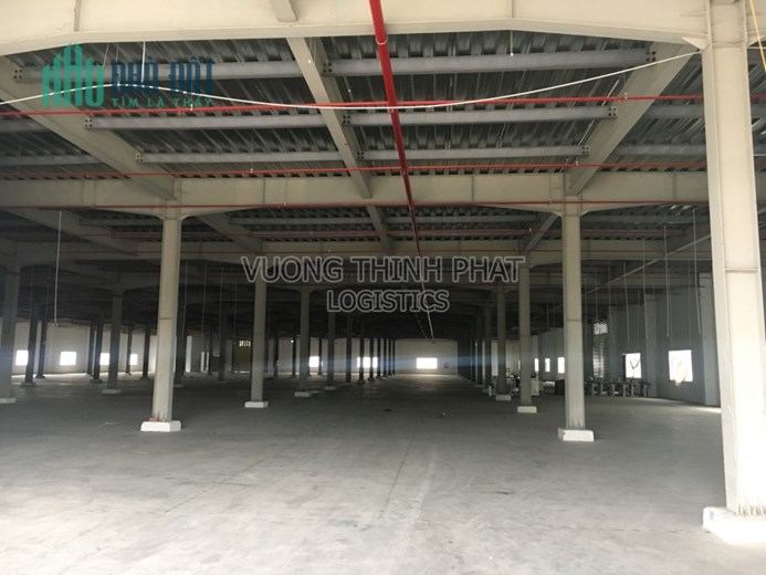Cho thuê kho xưởng 2 MT KCN Tân Tạo, 10.000m2, giá tốt nhất Bình Tân