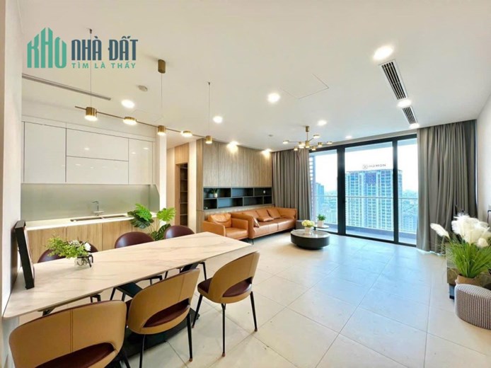 BÁN NHÀ DỊCH VỌNG CẦU GIẤY - KINH DOANH ĐỈNH - Ô TÔ TRÁNH - 53M2 GIÁ CHỈ 8.6 TỶ.