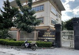 Bán Nhà 3 Tầng Mới Ô Tô Vào Đất Ở Phụng Châu Giá 1.6 Tỷ Thương Lượng