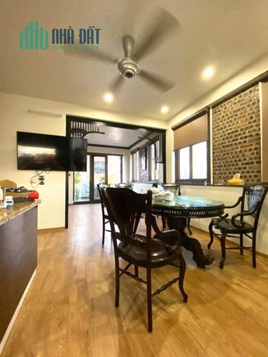 VIP ! HOÀNG QUỐC VIỆT CẦU GIẤY 9T THÔNG SÀN PL VỈ HÈ Ô TÔ >24 TỶ 75M .