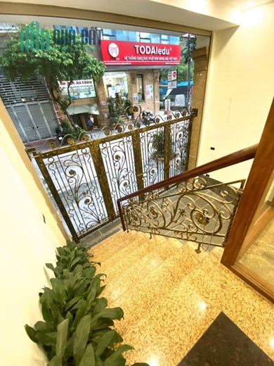 VIP ! HOÀNG QUỐC VIỆT CẦU GIẤY 9T THÔNG SÀN PL VỈ HÈ Ô TÔ >24 TỶ 75M .