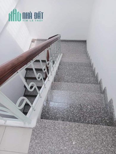 SIÊU PHẨM MẶT TIỀN KINH DOANH - KHU TÊN LỬA CỰC VIP - 126M2 - 4 TẦNG. GIÁ CHỈ 16 TỶ TL.