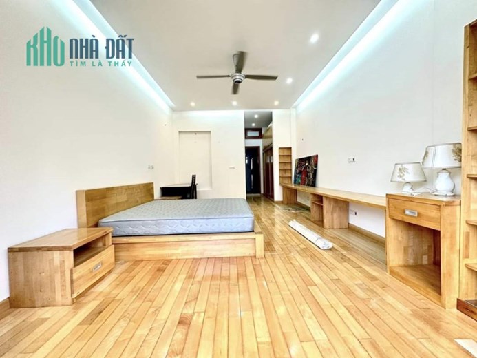 BÁN NHÀ NGUYỄN ĐỨC CẢNH. Ô TÔ 7 CHỖ VÀO NHÀ DT 57M × 5T. SĐCC CHỈ 5 TỶ 6