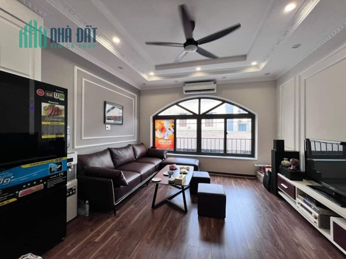 ĐẤU GIÁ ĐA SỸ, THANG MÁY NHÀ ĐẸP, MẶT TIỀN 5M, 10.X TỶ
