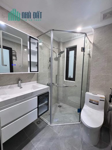 ĐẤU GIÁ ĐA SỸ, THANG MÁY NHÀ ĐẸP, MẶT TIỀN 5M, 10.X TỶ