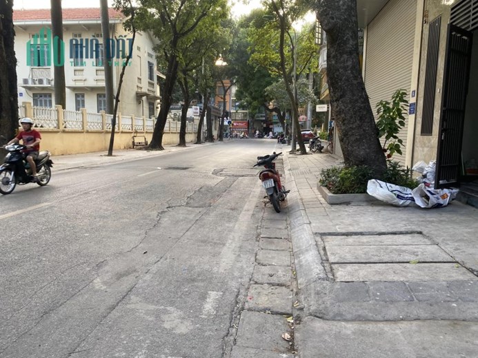 Bán Biệt Thự Yec Xanh 155m2, 4 Tầng, MT 7m, Lô Góc Giá 26 Tỷ