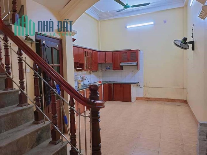 Bán Nhà Ngõ 29 Dịch Vọng 53m2 x 4 tầng, 4 phòng ngủ đầy đủ công năng, mặt ngõ kinh doanh đỉnh cao,