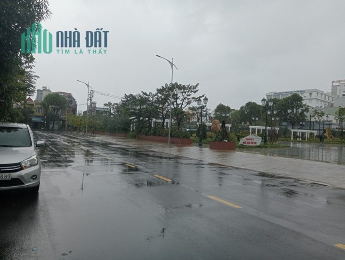 Sở hữu nhà mặt tiền đối diện công viên Khue trung, Q. Cẩm Lệ đẹp