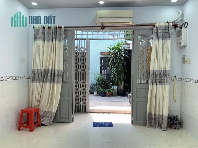 HẺM ÔTÔ - 2 TẦNG - 34M2 - 2 PHÒNG NGỦ - MÃ LÒ GIÁ 2.X TỶ