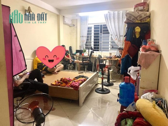 - 38m2, 5 tầng, rộng 3,6m - giá 4 tỷ