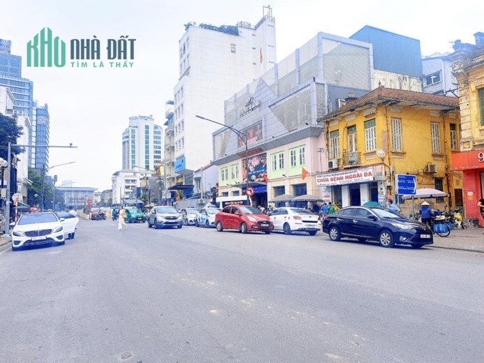 O9 26 28 5559  Bán nhà mặt phố Trần Hưng Đạo DT 262m², 3 tầng, MT 13m, giá 178 tỷ Hoàn Kiếm