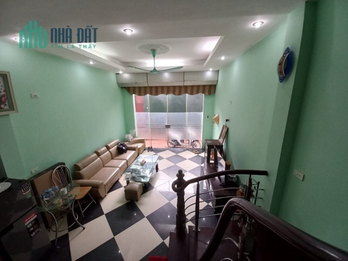 BÁN NHÀ 35M2, GẦN HỒ TÂY ĐƯƠNG LẠC LONG QUÂN 4 TẦNG MT 4.2M, GIÁ  HƠN 4.4 TỶ