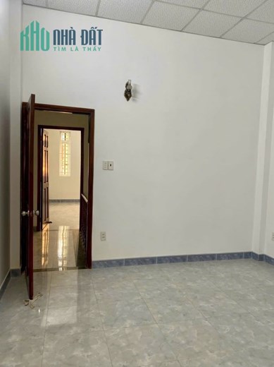 Chủ gửi bán nhà 1 lầu hoàn công - Đông Hoà , Dĩ An 3.65 tỷ 60m2 . Lh:0978066395.