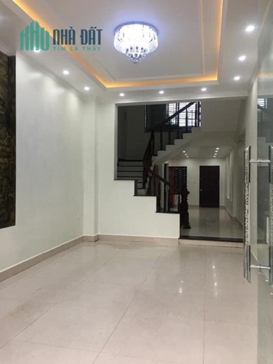 Cho thuê nhà 5 tầng tuyến 2 Lê Hồng Phong 60M  có 7 phòng  ngủ giá 25tr tháng