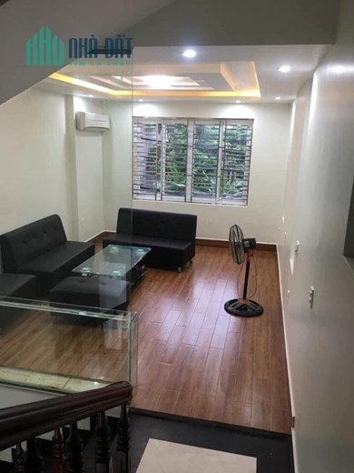 Cho thuê nhà 5 tầng tuyến 2 Lê Hồng Phong 60M  có 7 phòng  ngủ giá 25tr tháng