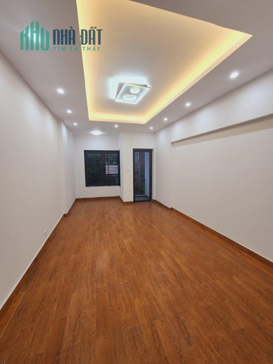 Bán nhà mặt phố Kim Mã Thượng 82m², 4 tầng, MT 4m, Chào giá 25.9 tỷ Ba Đình. Chi tiết liên hệ :