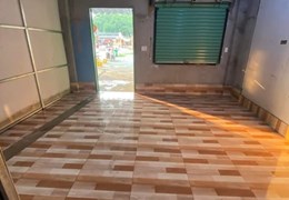E cần nhượng lại mặt bằng hiện tại đang buôn bán đồ ăn gần KTX Khu B có chỗ để xe thoải mái Địa