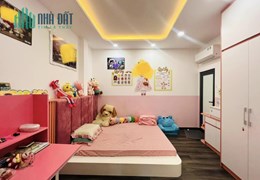 Bán Nhà 3 Tầng Ngay  Chợ Tân Hương , 70m2,  Cách 1 Căn Ra Mặt Tiền,Chỉ Nhỉnh 6 Tỷ.