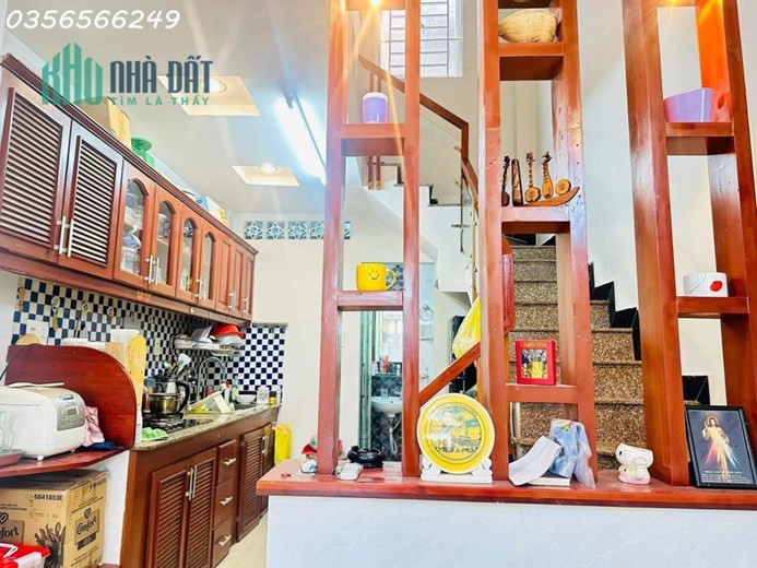 Bán nhà đường Lý Nam Đế, phường 7, quận 11, 4 tầng, 5 tỷ 5
