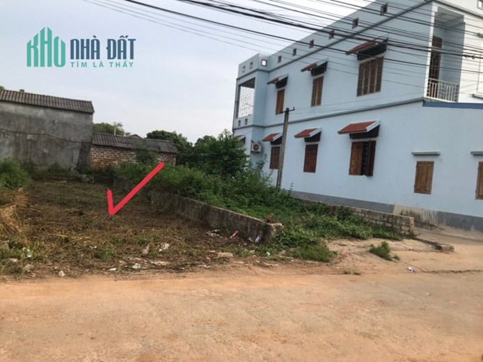 Cần bán gấp trục chính thôn Bình Yên. Chính chủ