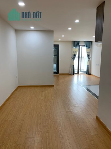 RẺ !! Cho thuê chung cư GARDEN HILL 99 Trần Bình- Cầu Giấy 70m 2pn 10 tr phun nội thất ở ngay
