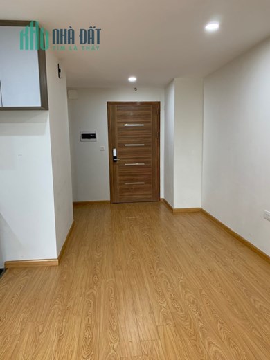RẺ !! Cho thuê chung cư GARDEN HILL 99 Trần Bình- Cầu Giấy 70m 2pn 10 tr phun nội thất ở ngay