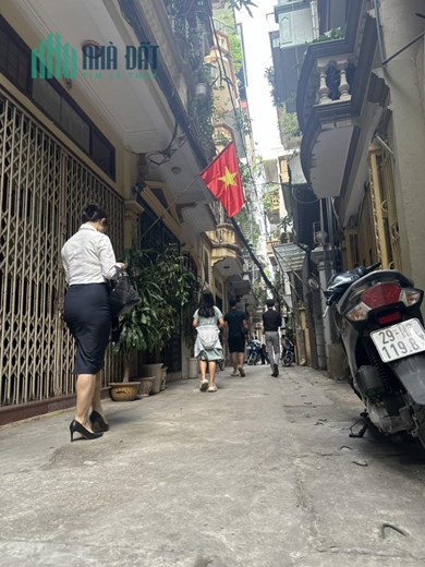 Bán nhà phố Hoàng Văn Thái phân lô quân đội,Ôtô đỗ cửa, 2 mặt ngõ trước sau, 70m2x4T, giá 8.3 tỷ