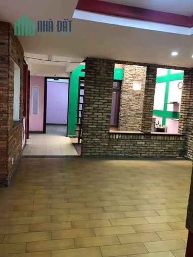 Bán Nhà HXT Thông Nguyễn Hồng Đào, Víp Tân Bình, 147m2, 4 Tầng Nở Hậu, Nhỉnh 20 Tỷ TL.