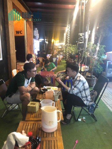 Cần sang nhượng lại mặt bằng đang kinh doanh vì bận việc riêng không kinh doanh nữa.