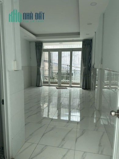 HẺM 7 CHỖ QUAY ĐẦU THẲNG 1 TRỤC NGUYỄN XÍ,55M2 2 LẦU 3PN BTCT HOÀN CÔNG ĐỦ 4 TỶ TL