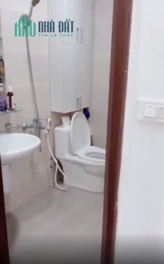Hiếm ,cần bán 2PN 2wc căn 65m2 giá 2.7 tỷ full đồ Ban công thoáng mát