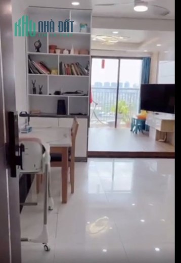 Hiếm ,cần bán 2PN 2wc căn 65m2 giá 2.7 tỷ full đồ Ban công thoáng mát