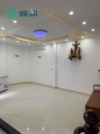 Nhà đẹp 3 tầng gần Sân bay Tân Sơn Nhất