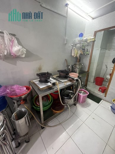 SANG QUÁN CƠM +BÚN BÒ HUẾ MẶT TIỀN CHUNG CƯ BÀU CÁT 2