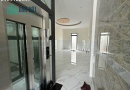 Cho thuê nhà mặt tiền Lê Văn Sỹ, Q. Phú Nhuận, TP. Hồ Chí Minh
