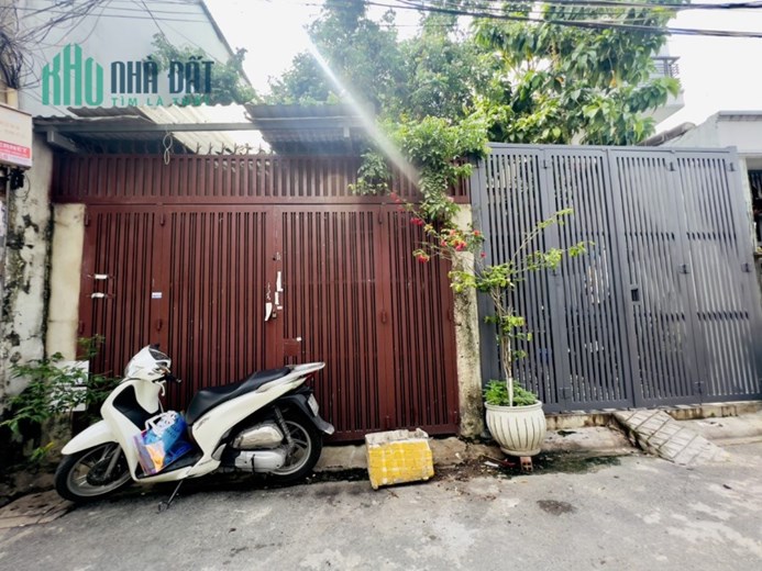 Bán nhà hẻm xe tải Bùi Quang Là F12 Gò Vấp diện tích đẹp giá rẻ