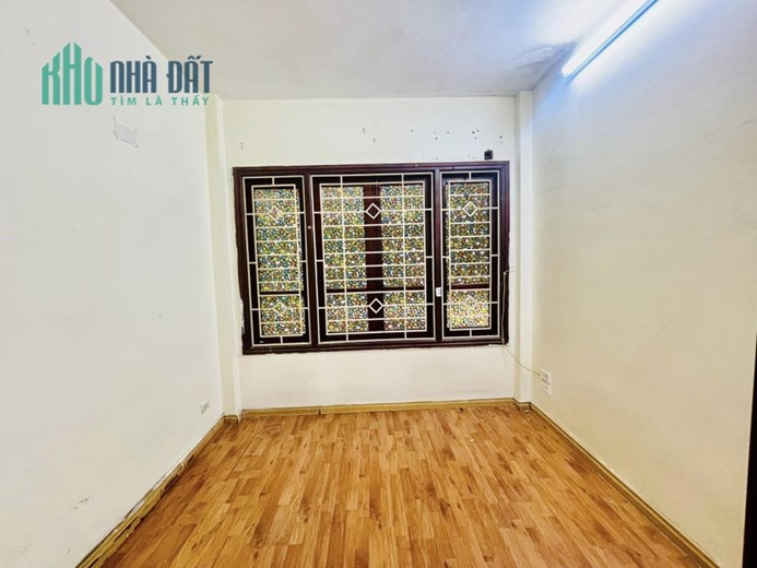 Nhà đẹp gần hồ B52, ô tô đỗ cửa, 5,3 tỷ