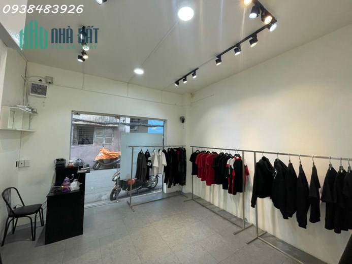 Cần sang nhượng mặt bằng kinh doanh ( bao gồm các vật dụng như hình )- Địa chỉ: đường Lê Văn Sỹ,