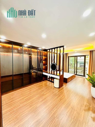 PHÂN LÔ VIP TRUNG KÍNH -  Ô TÔ 7 CHỖ DỪNG ĐỖ - GARA Ô TÔ. 58M X 5T. GIÁ 12 TỶ