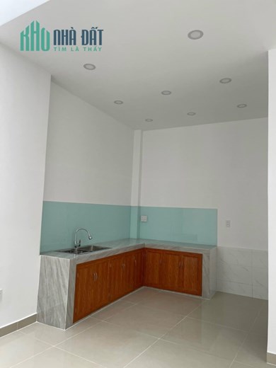 Bán nhà Phan Văn Hớn gần cầu Tham Lương, Nhà CỰC PHẨM Không căn thứ 2