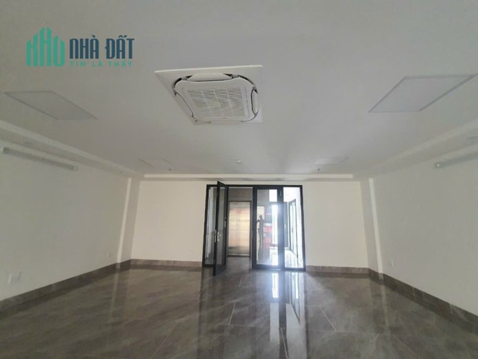 VIP !! Cho thuê tòa VP 130mx9T thông sàn thang máy Cầu Giấy 150 tr có giảm MỚI TINH 0969040000